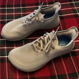 Flux Unisex Tan Knit Sneakers